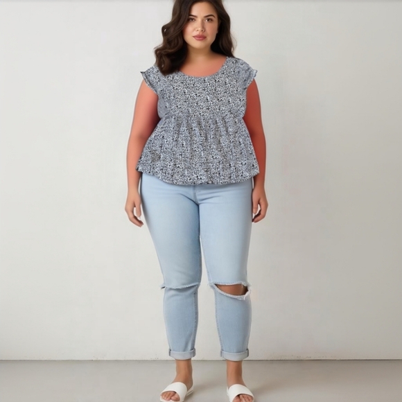 Linen Leopard Print Ruffle Hem Plus Top - Picture 7 of 7